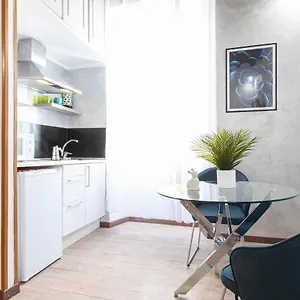 https://silver-suite-trevi-fountain.it-romehotels.com