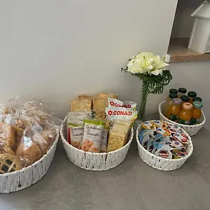 https://petite-maison.it-romehotels.com
