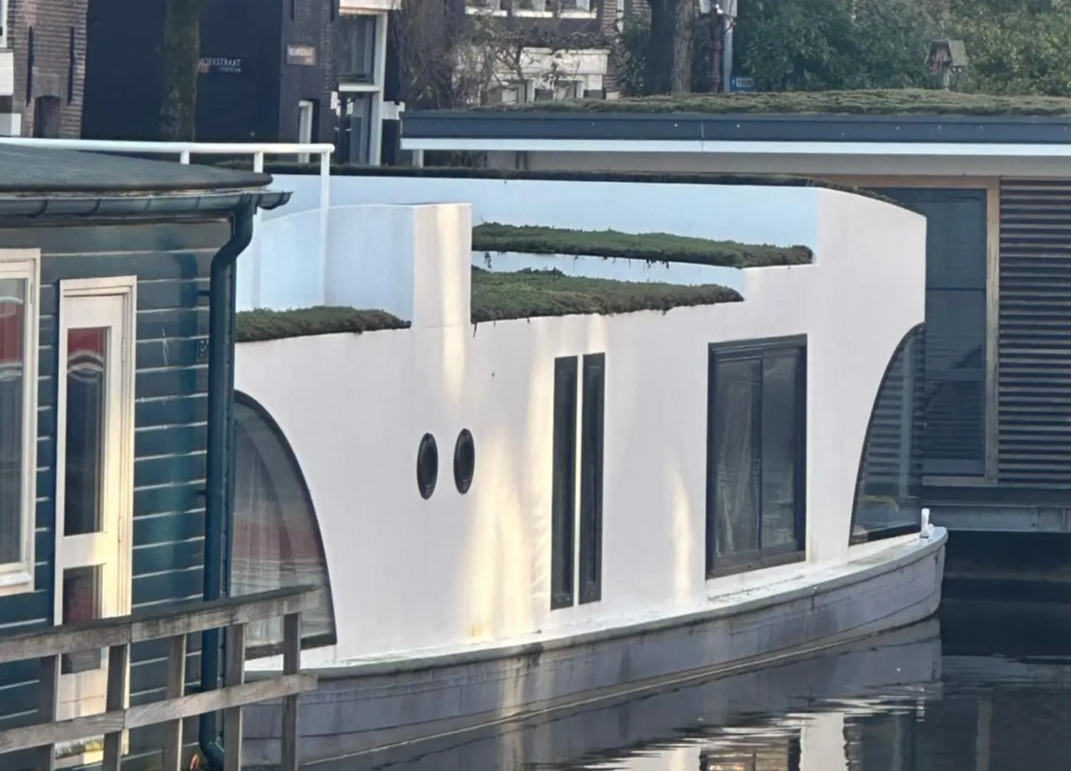 Houseboat Bnb The Floating Nest Amsterdam 0*,  Netherlands